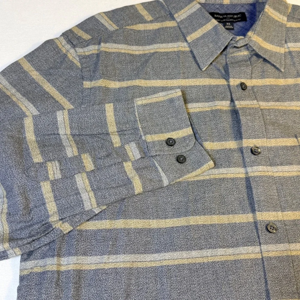 Banana Republic Shirt XL Gray Tan Striped Soft Wash Tailored Slim Fit Cotton